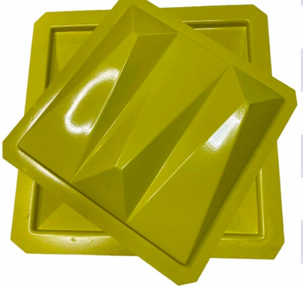 Forma Cunha Tripla 29x29cm Ref. 16