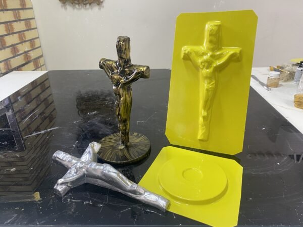 Forma Crucifixo  25,5x12cm Ref. 1005